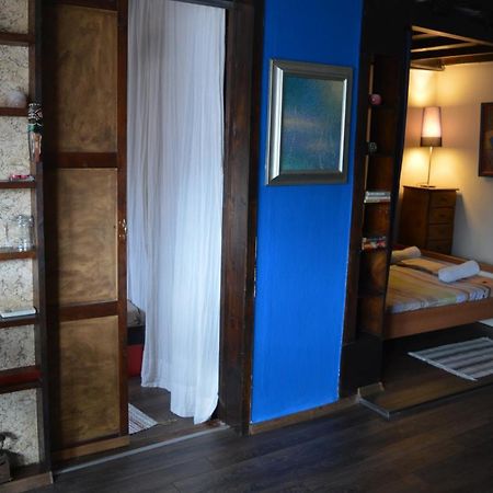 Atelier 9 - Art Mansard Studio โซเฟีย ภายนอก รูปภาพ