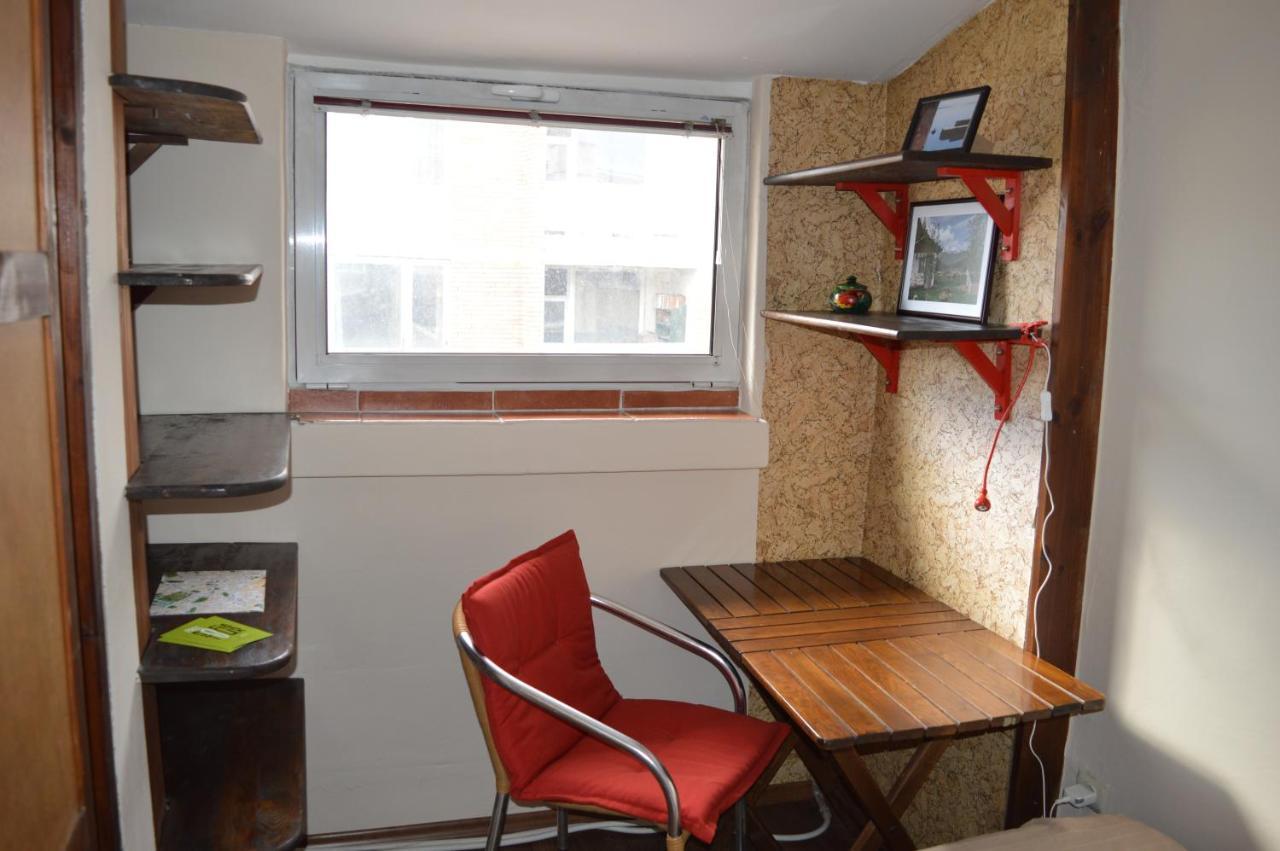 Atelier 9 - Art Mansard Studio โซเฟีย ภายนอก รูปภาพ
